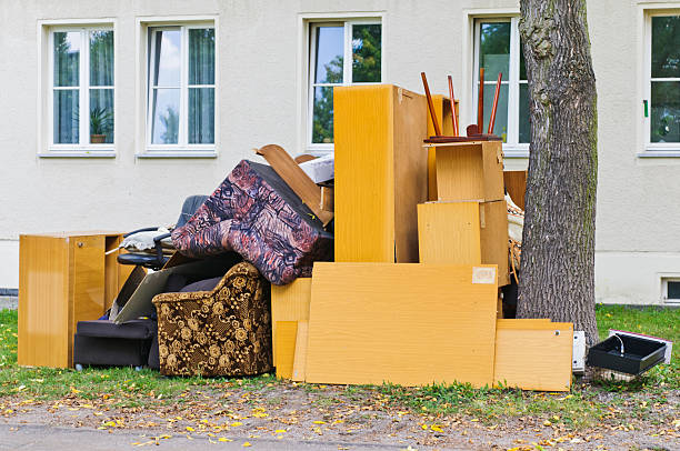 Best Yard Waste Removal  in Wakefield, VA