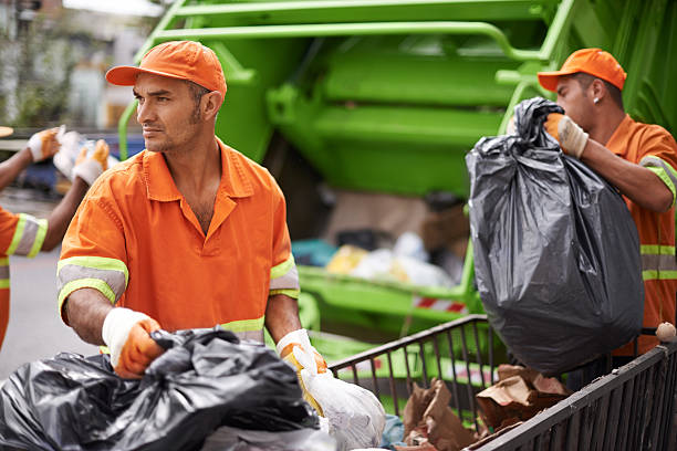 Best Commercial Cleanout Services  in Wakefield, VA